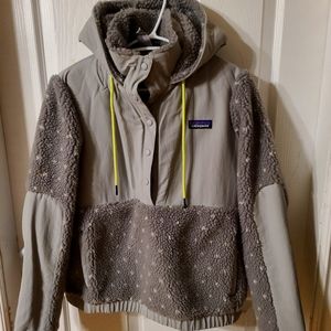 Patagonia Shelled Retro- X pullover